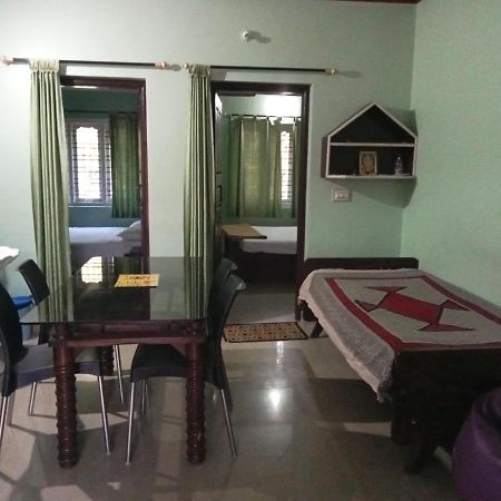 Krupa Homestay Мадикери Экстерьер фото