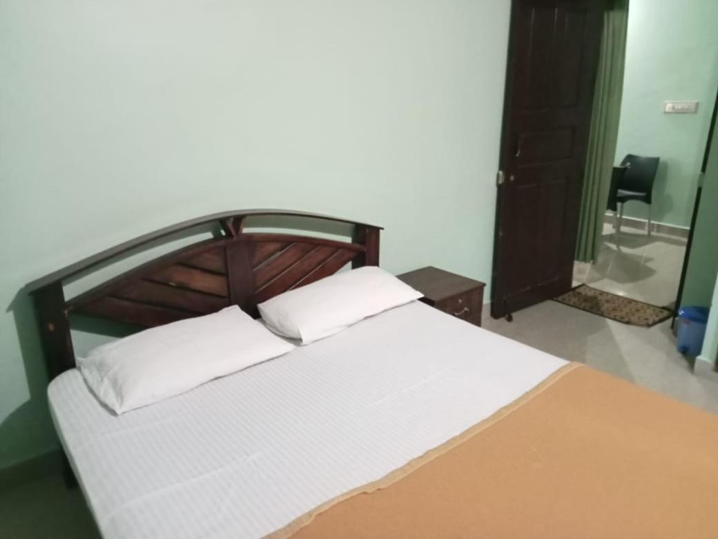 Krupa Homestay Мадикери Экстерьер фото